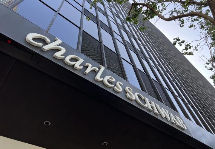 Charles Schwab begins rollout of spot BTC, ETH trading for U.S. retail customers